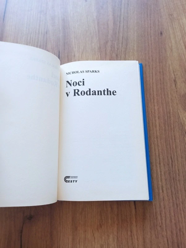 NICHOLAS SPARKS - Noci v Rodanthe