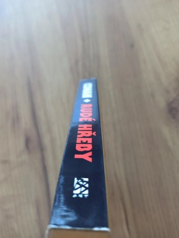 ROBERT ERVIN HOWARD - Conan: Rudé hřeby