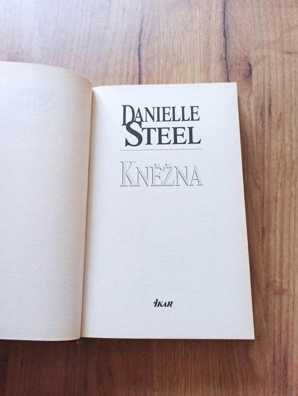 DANIELLE STEEL - Kněžna
