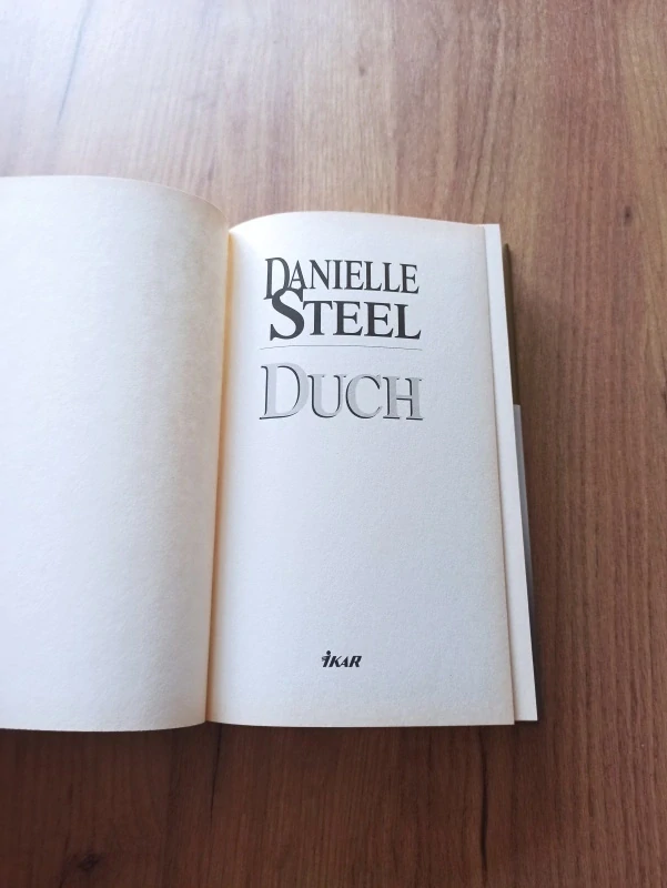 DANIELLE STEEL - Duch