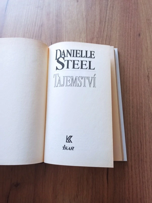 DANIELLE STEEL - Tajemství