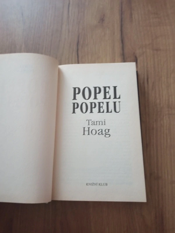 TAMI HOAG - Popel popelu