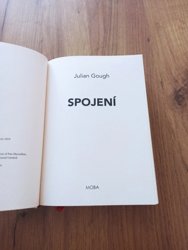 JULIAN GOUGH - Spojení