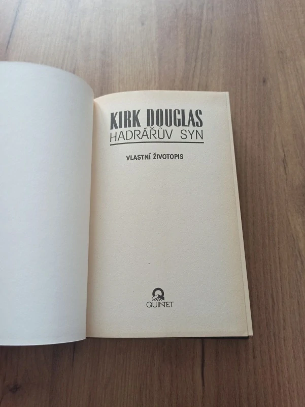 KIRK DOUGLAS - Hadrářův syn