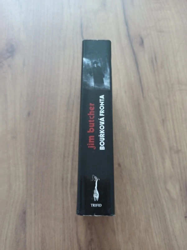 JIM BUTCHER - Bouřková fronta - Harry Dresden 1.
