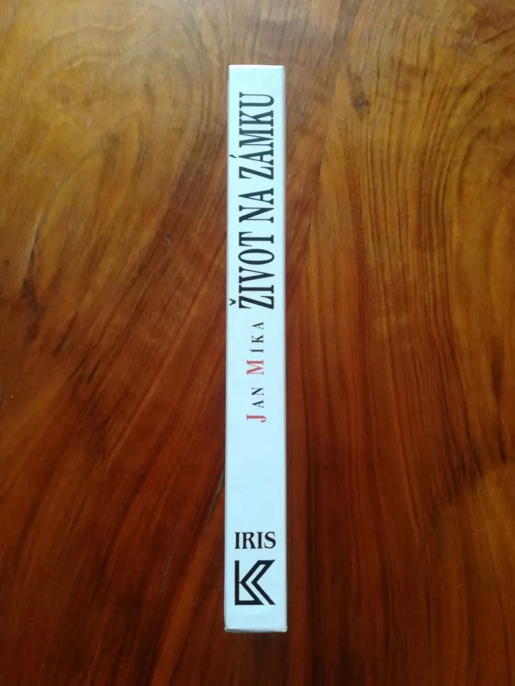 JAN MÍKA - Život na zámku