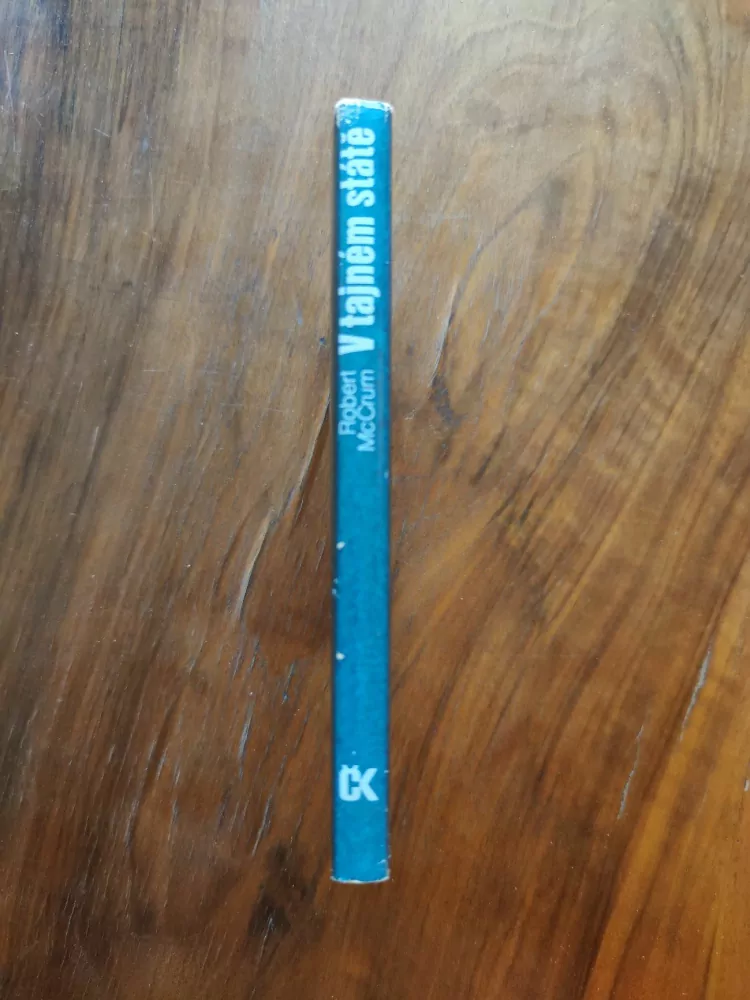 ROBERT McCRUM - V tajném státě