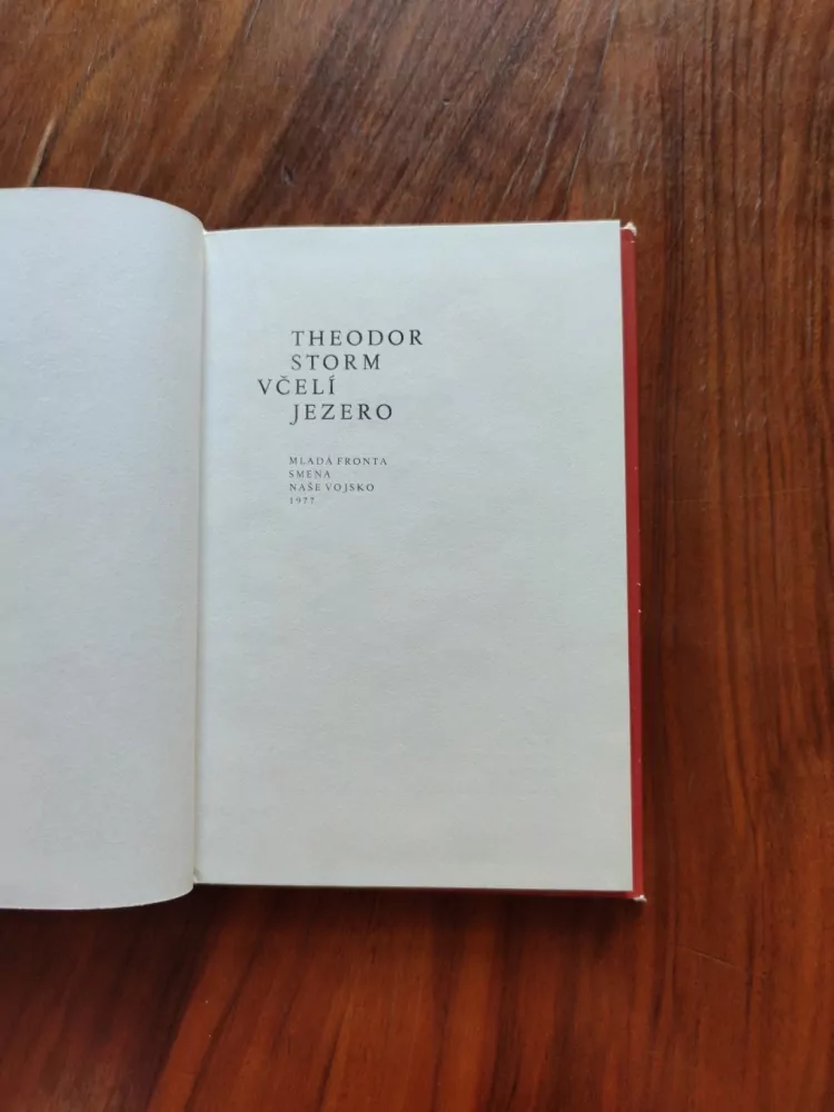 THEODOR STORM - Včelí jezero