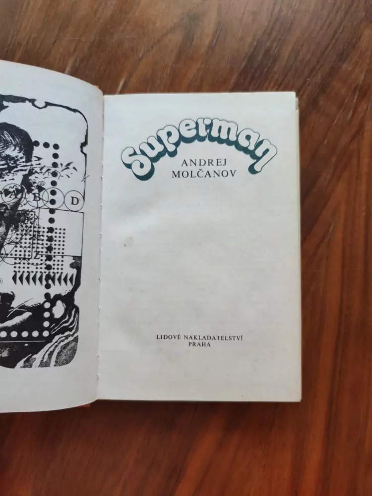 ANDREJ MOLČANOV - Superman