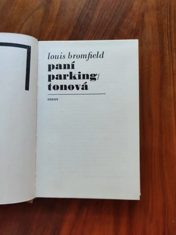 LOUIS BROMFIELD - Paní Parkingtonová