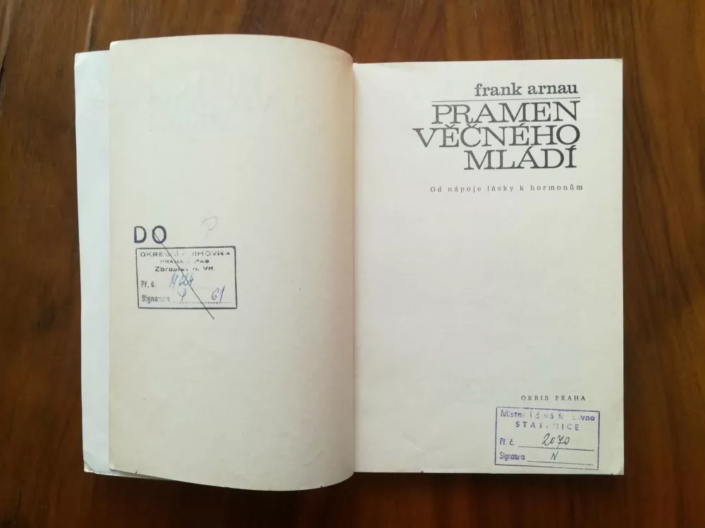 FRANK ARNAU - Pramen věčného mládí