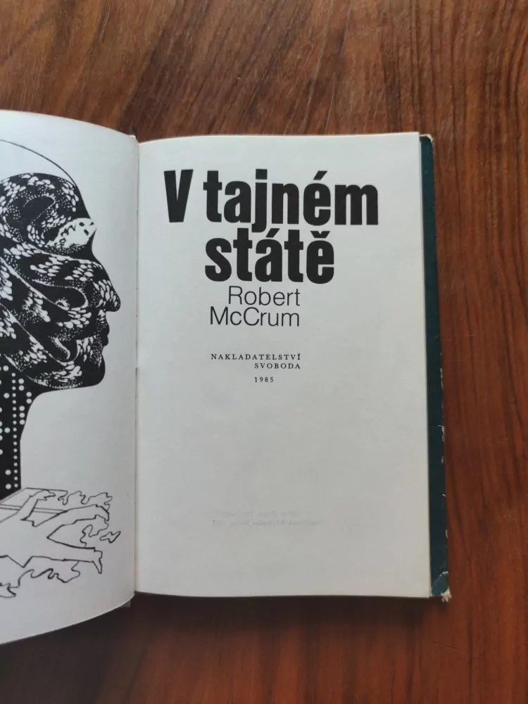 ROBERT MCCRUM - V tajném státě