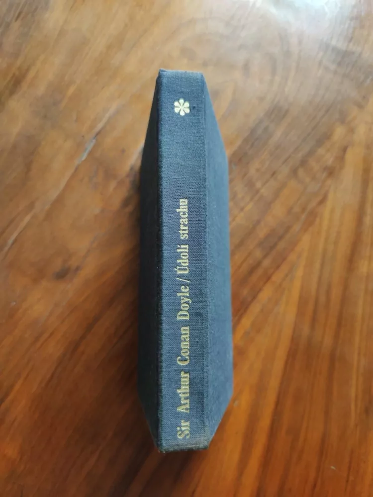 ARTHUR CONAN DOYLE - Údolí strachu