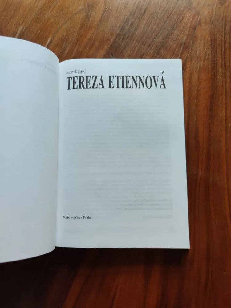 JOHN KNITTEL - Tereza Etiennová