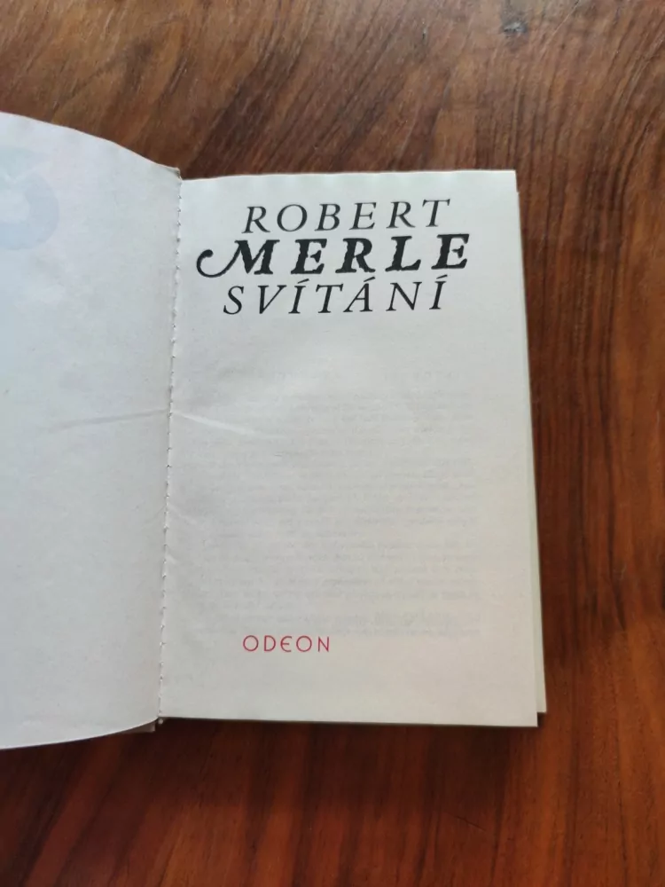 ROBERT MERLE - Svítání
