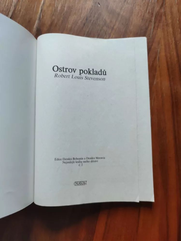 ROBERT LOUIS STEVENSON - Ostrov pokladů