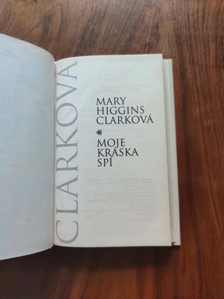 MARY HIGGINS CLARK - Moje kráska spí