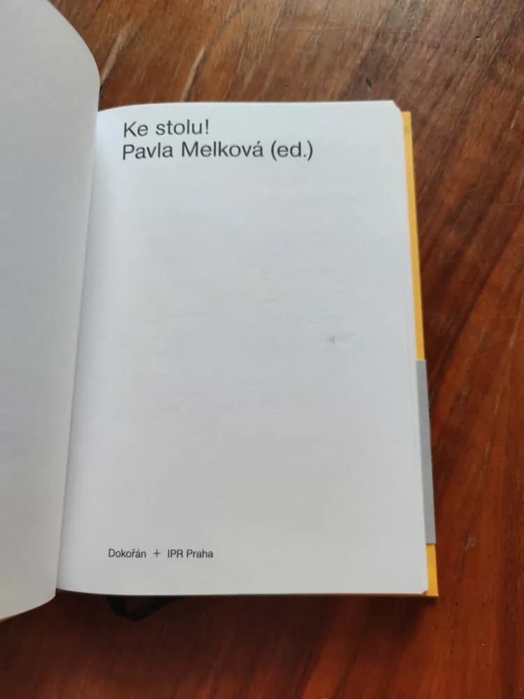PAVLA MELKOVÁ - Ke stolu!
