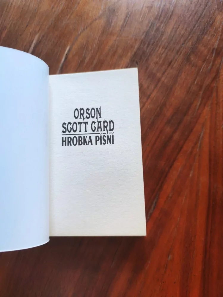ORSON SCOTT CARD - Hrobka písní