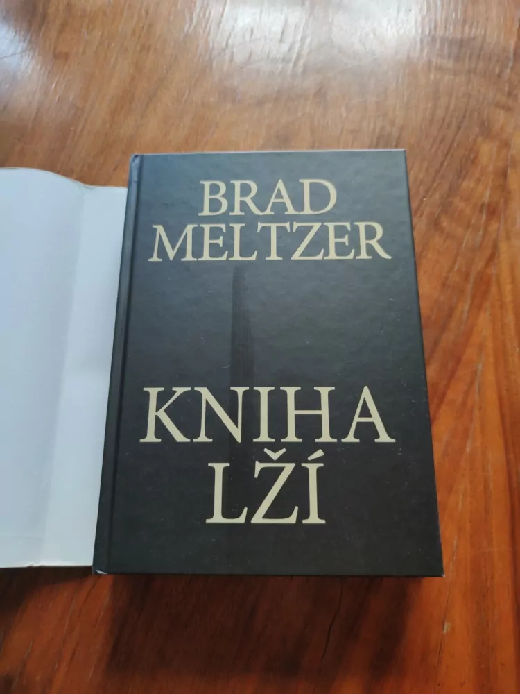 BRAD MELTZER - Kniha lží