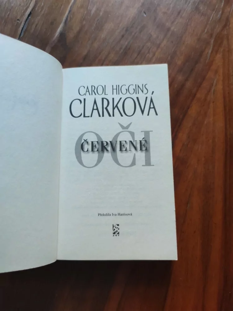 CAROL HIGGINS CLARK - Červené oči