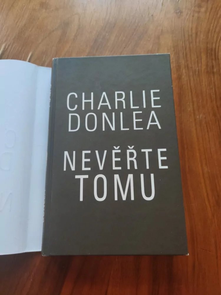CHARLIE DONLEA - Nevěřte tomu