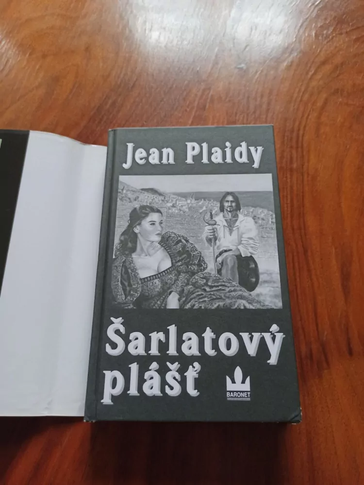 JEAN PLAIDY - Šarlatový plášť