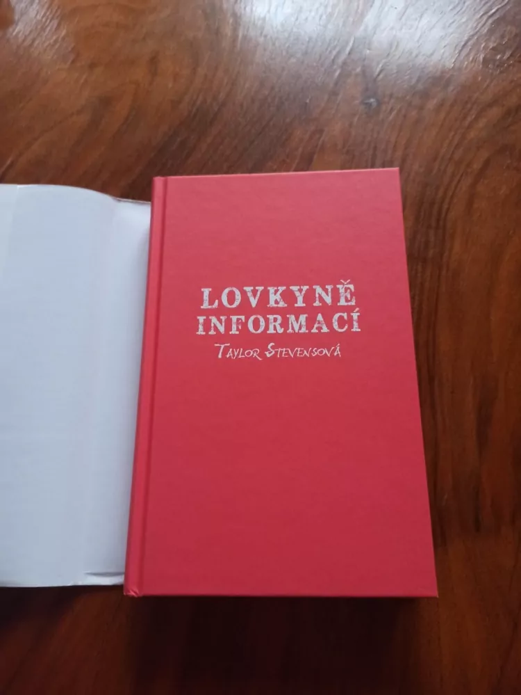 TAYLOR STEVENS - Lovkyně informací