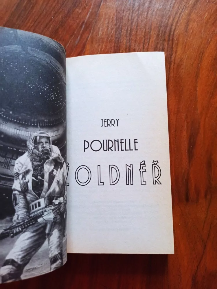 JERRY POURNELLE - Žoldnéř