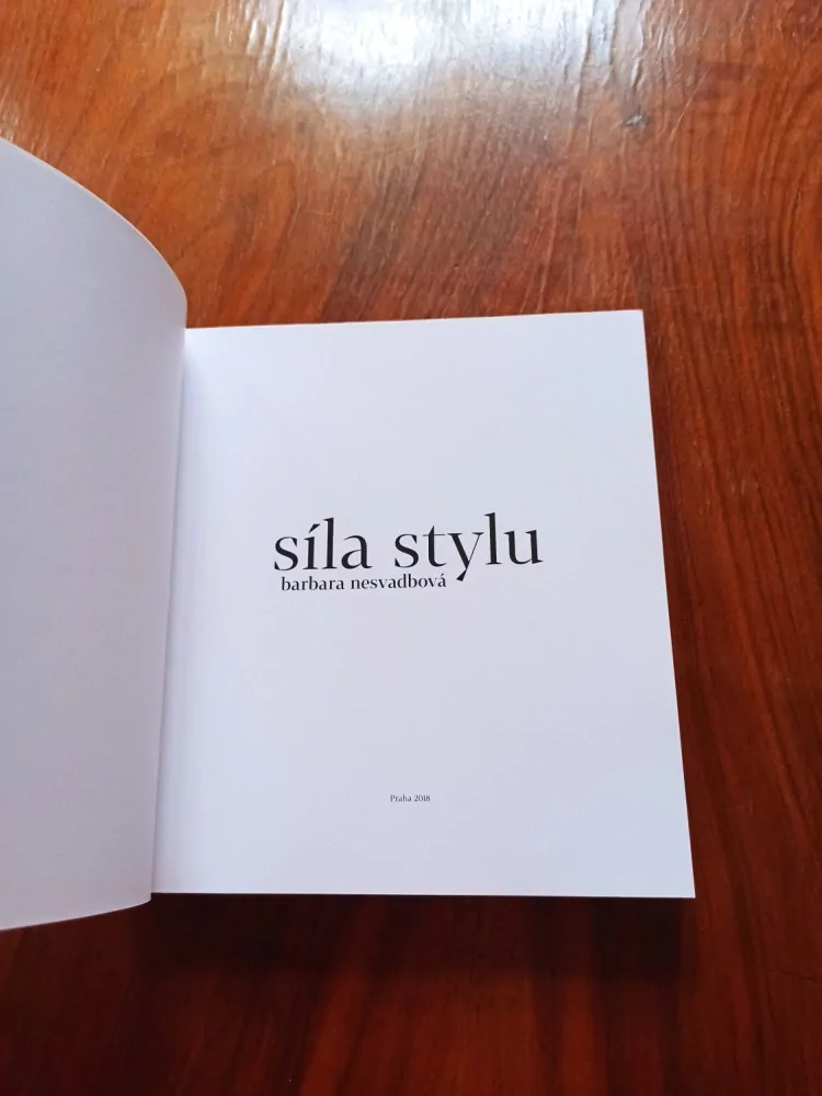 BARBARA NESVADBOVÁ - Síla stylu