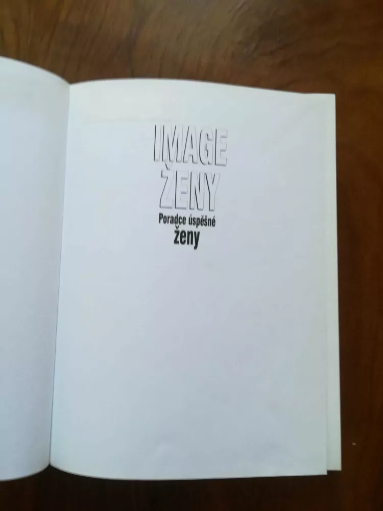 MARY SPILLANE - Image ženy