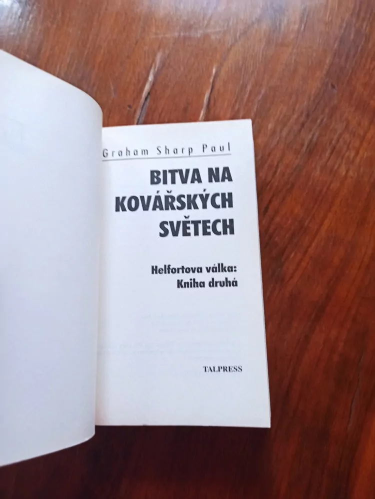 GRAHAM SHARP PAUL - Helfortova válka 2. - Bitva na Kovářských světech