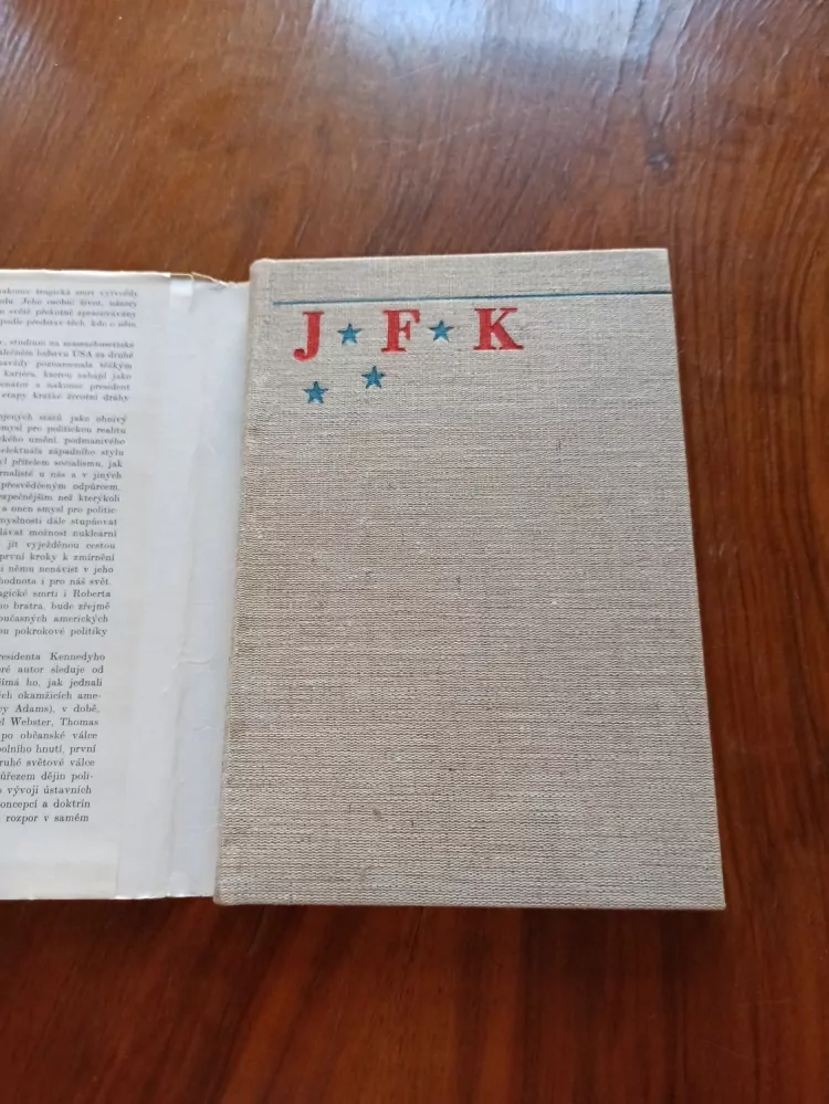JOHN FITZGERALD KENNEDY - Profily odvahy