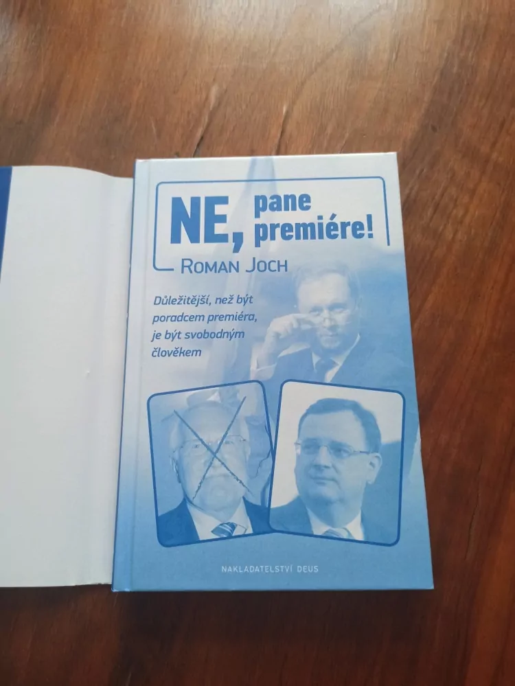 ROMAN JOCH - Ne, pane premiére!