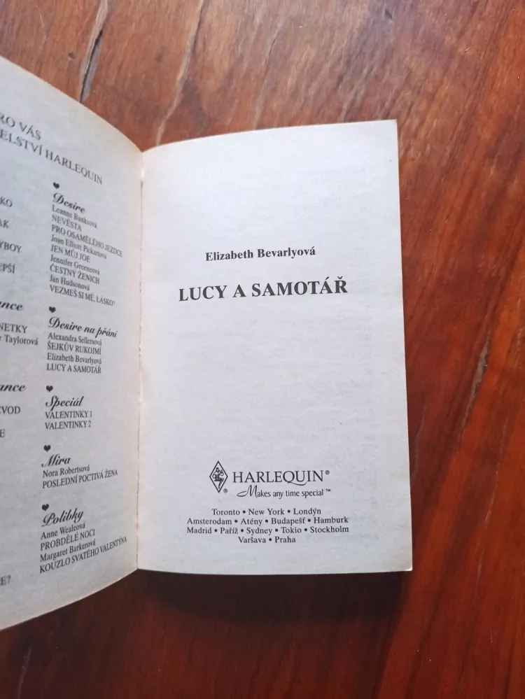 ELIZABETH BEVARLY - Lucy a samotář