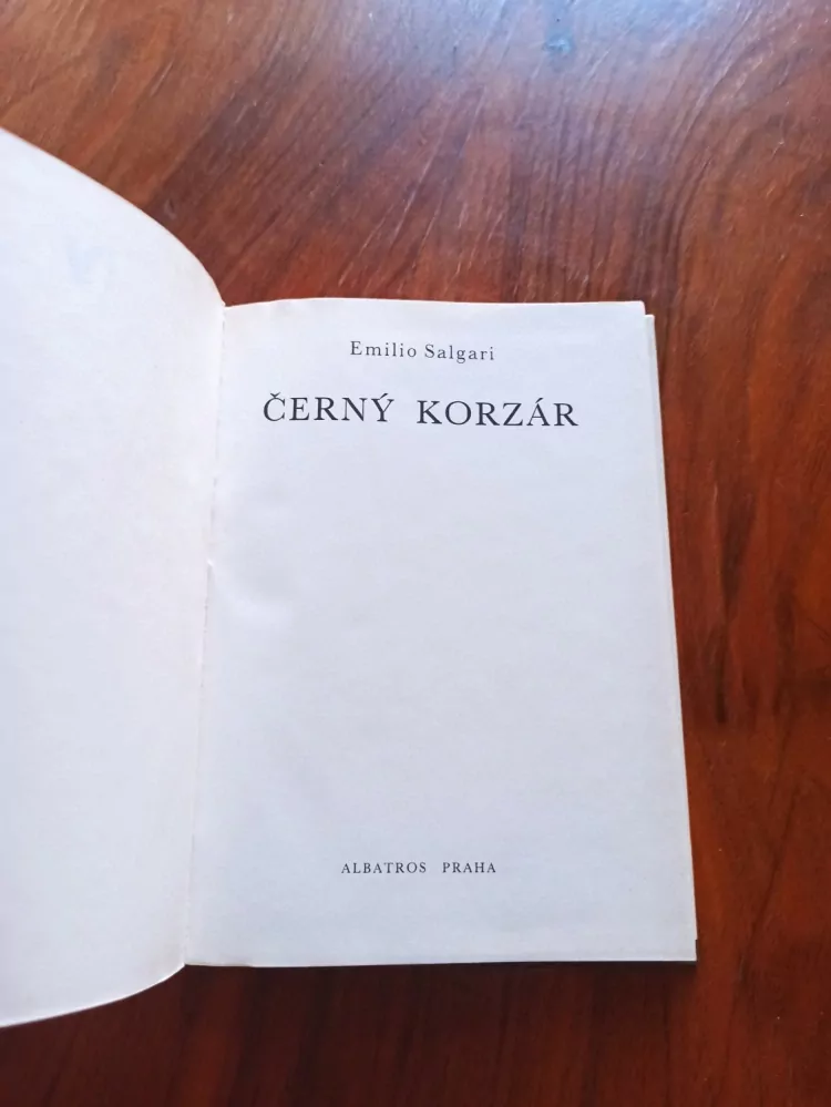 EMILIO SALGARI - Černý korzár