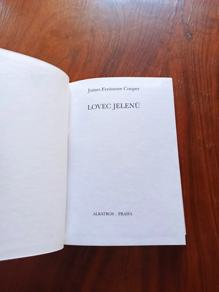 JAMES FENIMORE COOPER - Lovec jelenů