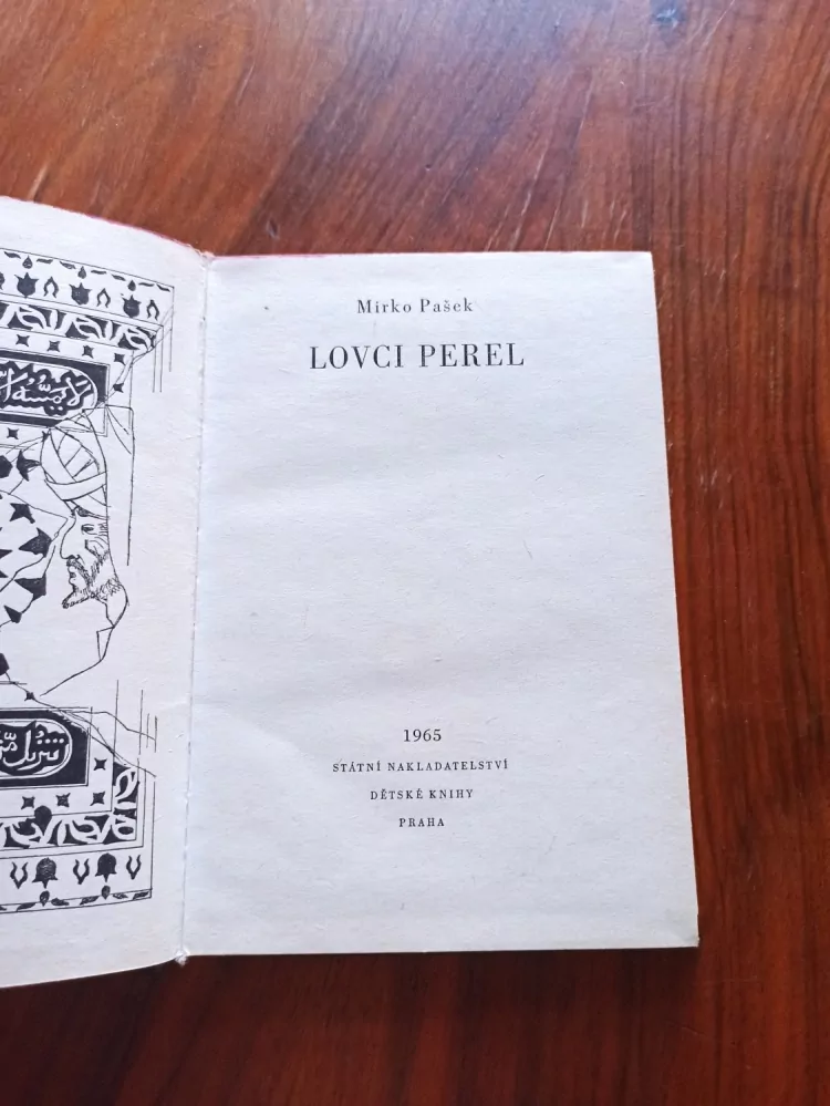 MIRKO PAŠEK - Lovci perel