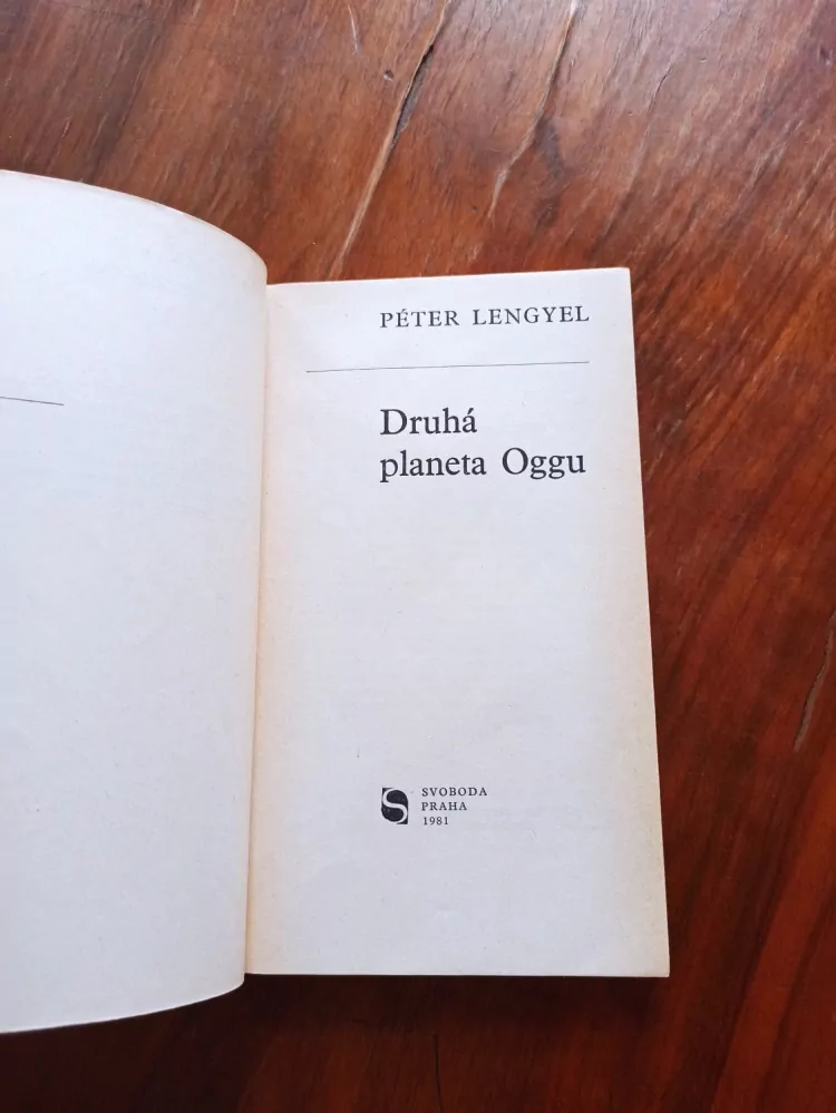 PÉTER LENGYEL - Druhá planeta Oggu