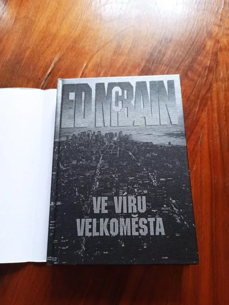 ED McBAIN - Ve víru velkoměsta