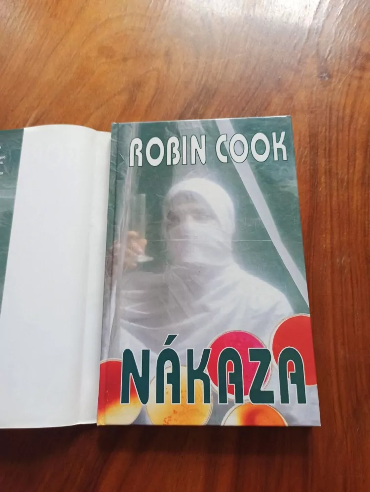 ROBIN COOK - Nákaza