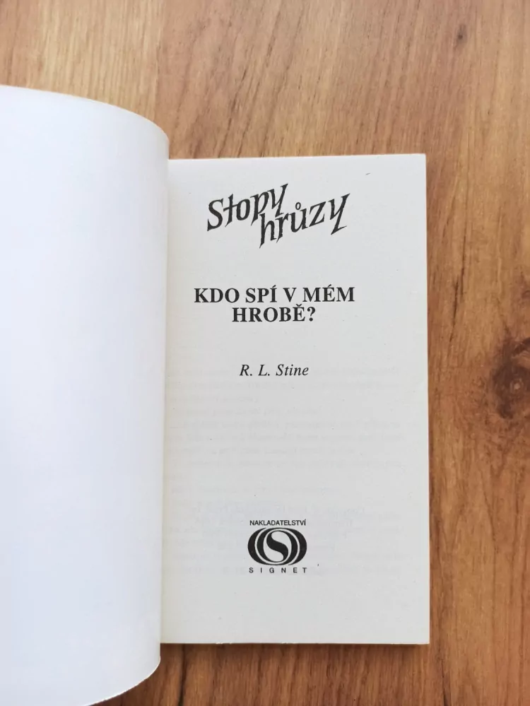 ROBERT LAWRENCE STINE - Kdo spí v mém hrobě? - Stopy hrůzy (91.)