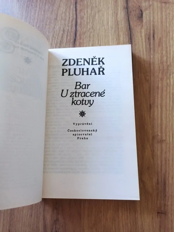 ZDENĚK PLUHAŘ - Bar U ztracené kotvy