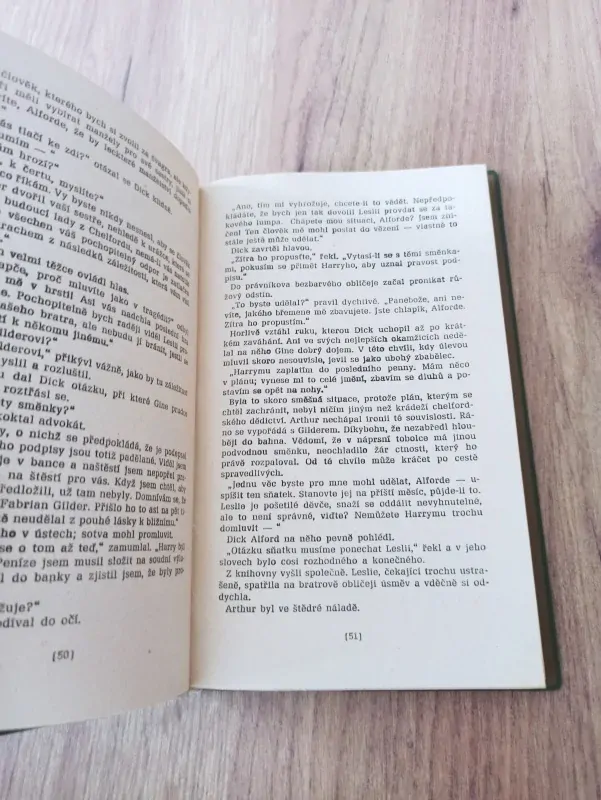 EDGAR WALLACE - Černý opat