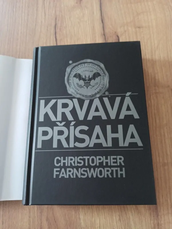 CHRISTOPHER FARNSWORTH - Krvavá přísaha