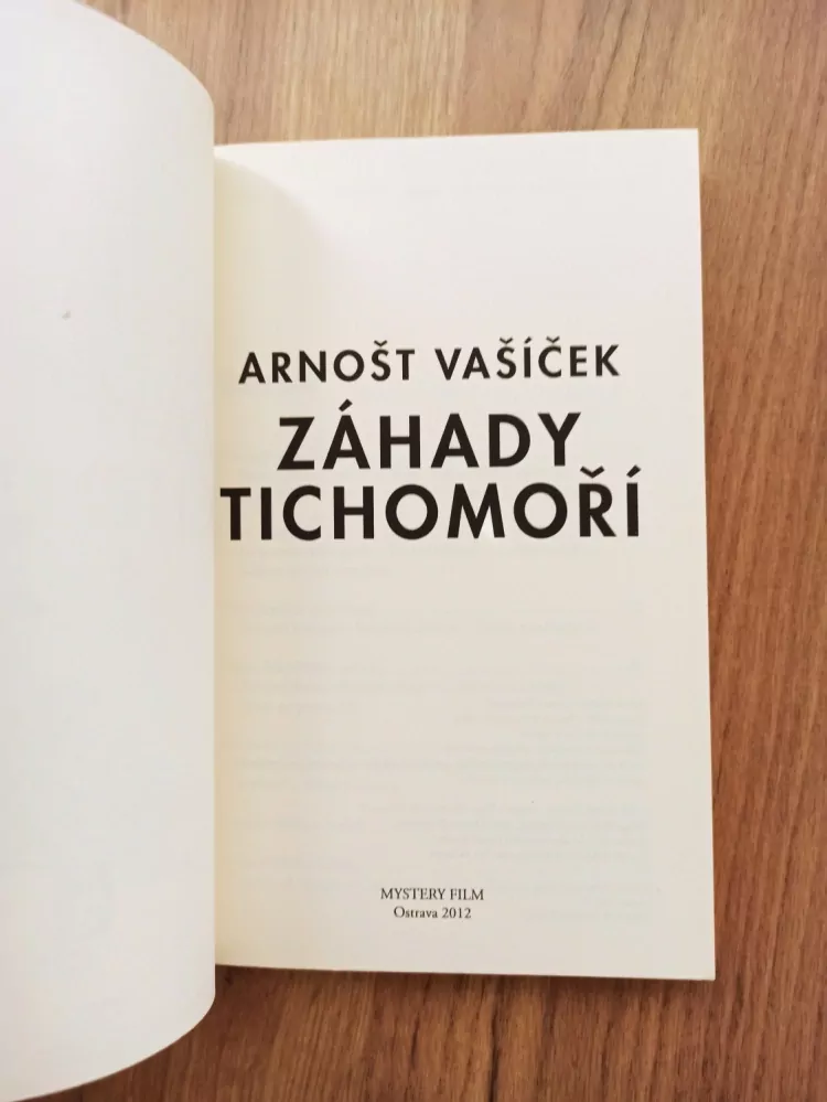 ARNOŠT VAŠÍČEK - Záhady Tichomoří