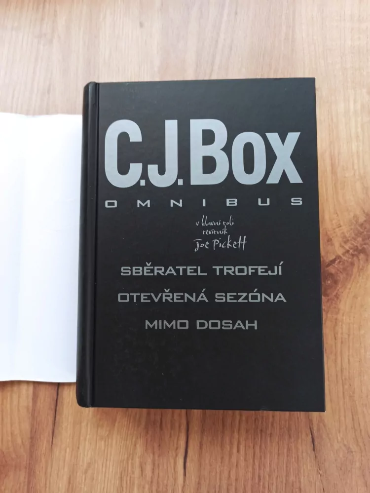 CHARLES JAMES BOX - Sběratel trofejí, Otevřená sezóna, Mimo dosah