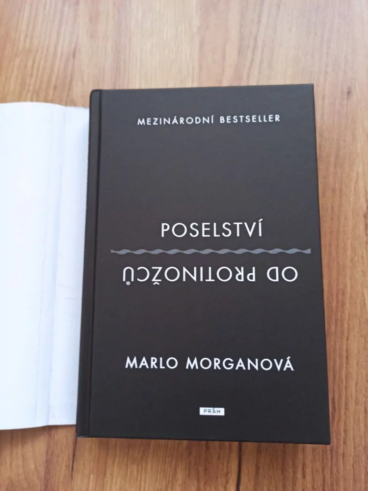 MARLO MORGAN - Poselství od protinožců