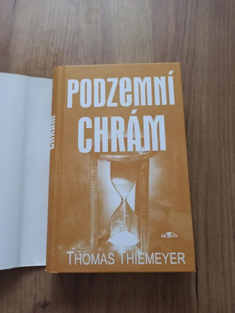 THOMAS THIEMEYER - Podzemní chrám