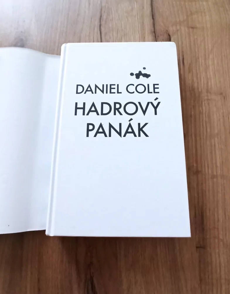 DANIEL COLE - Hadrový panák